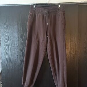 Women Lululemon Brown Jogger Pants size 8